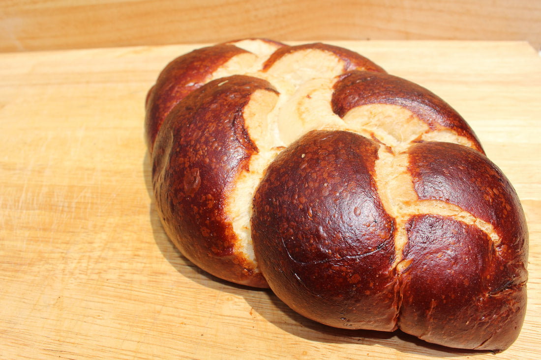 Yoni's Pretzel Challah