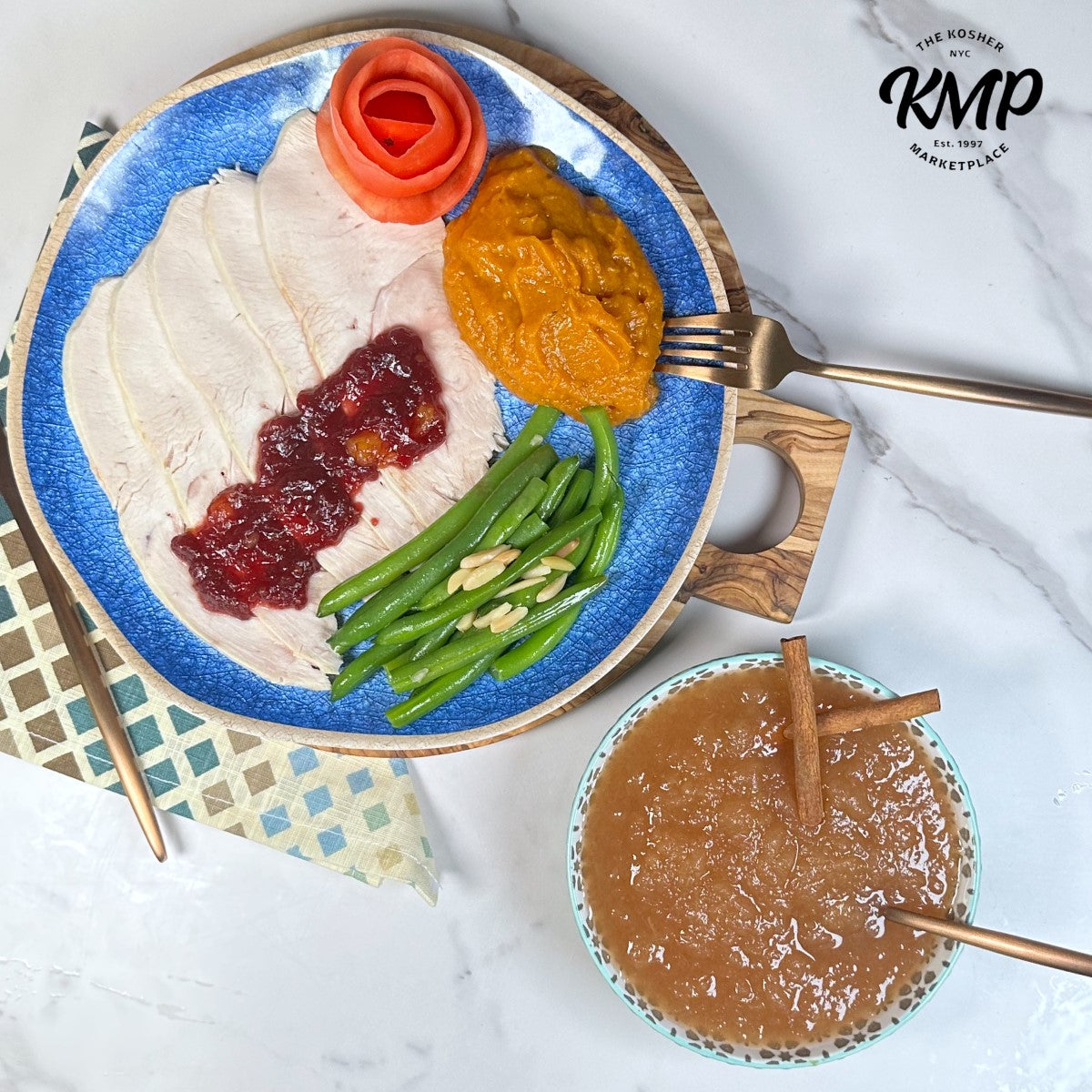 Apple Sauce with Madagascar Cinnamon