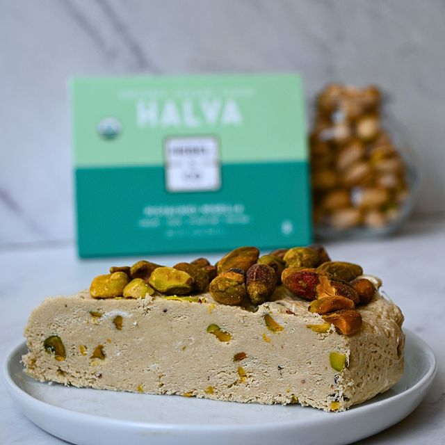 Hebel & Co. Pistachio Nigella Organic Sesame Tahini Halva | The