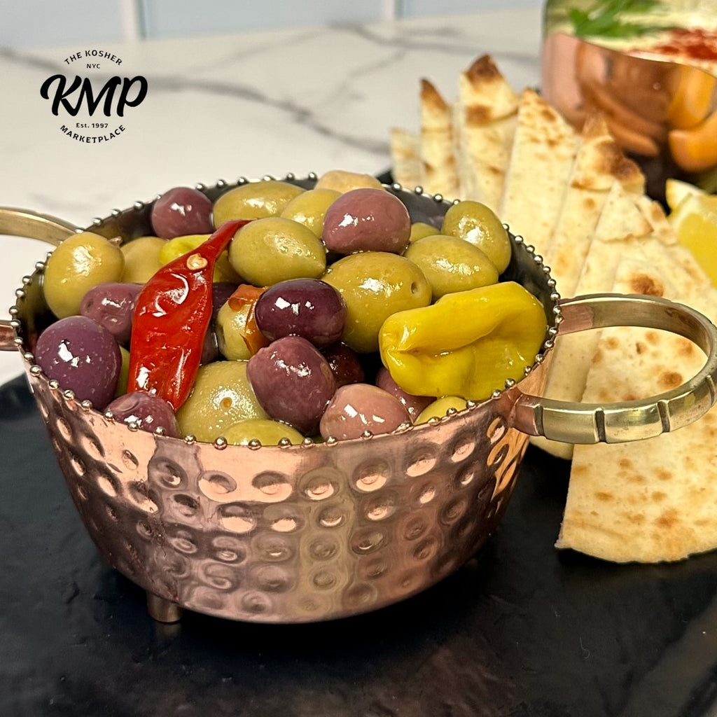 Spicy Mediterranean Olive Medley