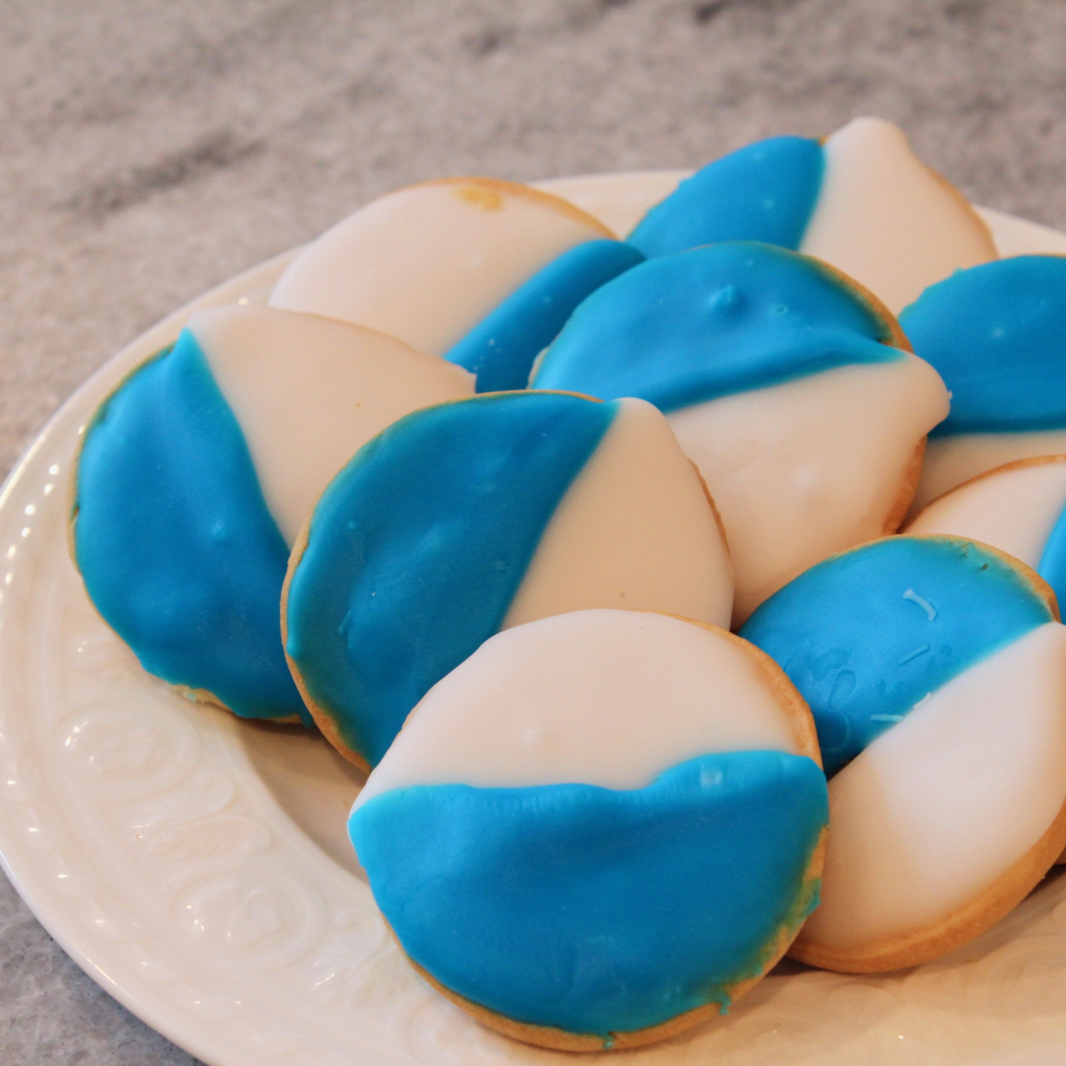 Blue_White_Cookies_3_ff59690d-
