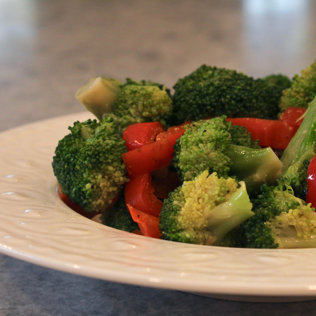 Broccoli & Roasted Red Peppers Catering Tray